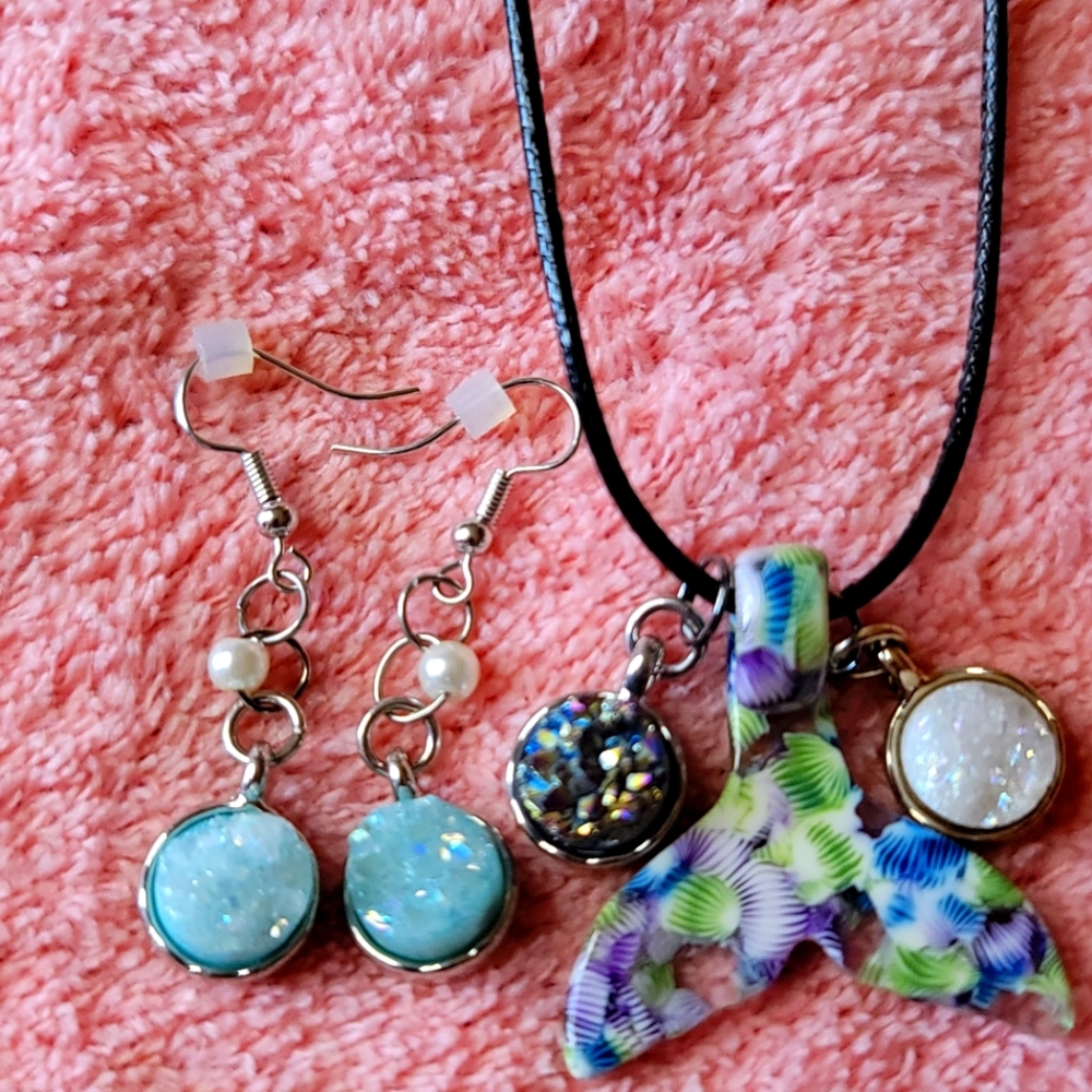 A Mer-tale Earring and Necklace Set